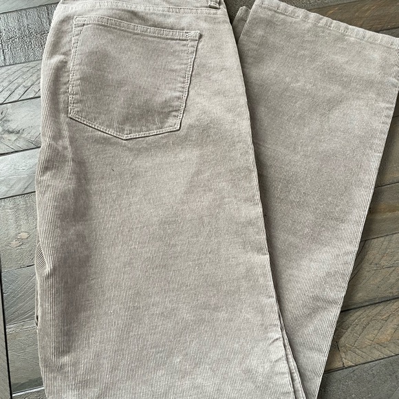 Ralph Lauren Corduroy Jeans - Picture 3 of 7